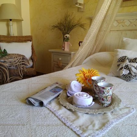 Laurel De La Reina Bed & Breakfast - Boutique La Zubia  Buitenkant foto