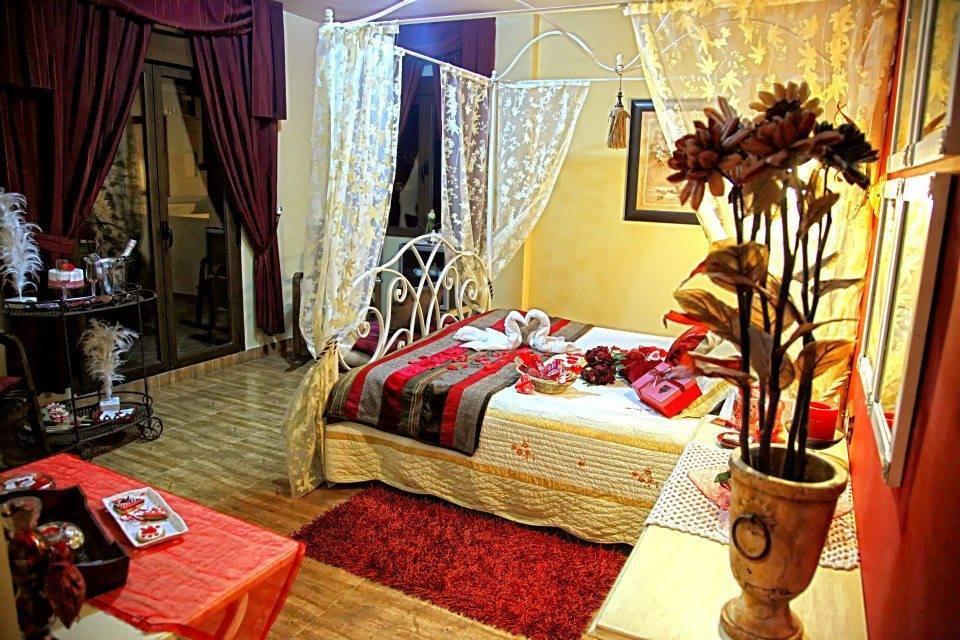 Laurel De La Reina Bed & Breakfast - Boutique La Zubia  Buitenkant foto