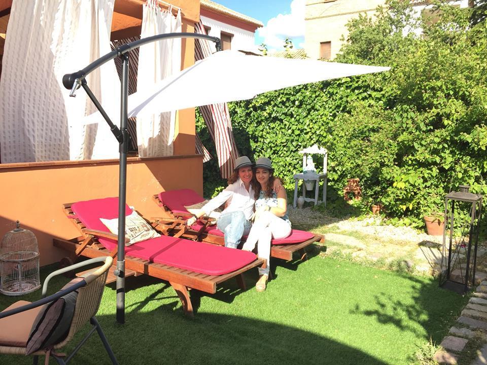 Laurel De La Reina Bed & Breakfast - Boutique La Zubia  Buitenkant foto