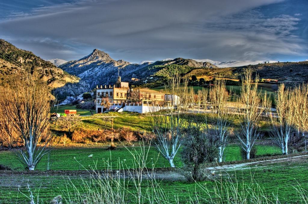 Laurel De La Reina Bed & Breakfast - Boutique La Zubia  Buitenkant foto