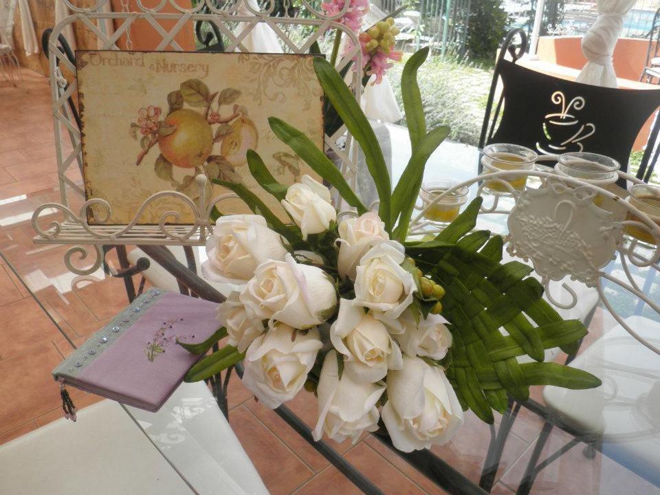 Laurel De La Reina Bed & Breakfast - Boutique La Zubia  Buitenkant foto