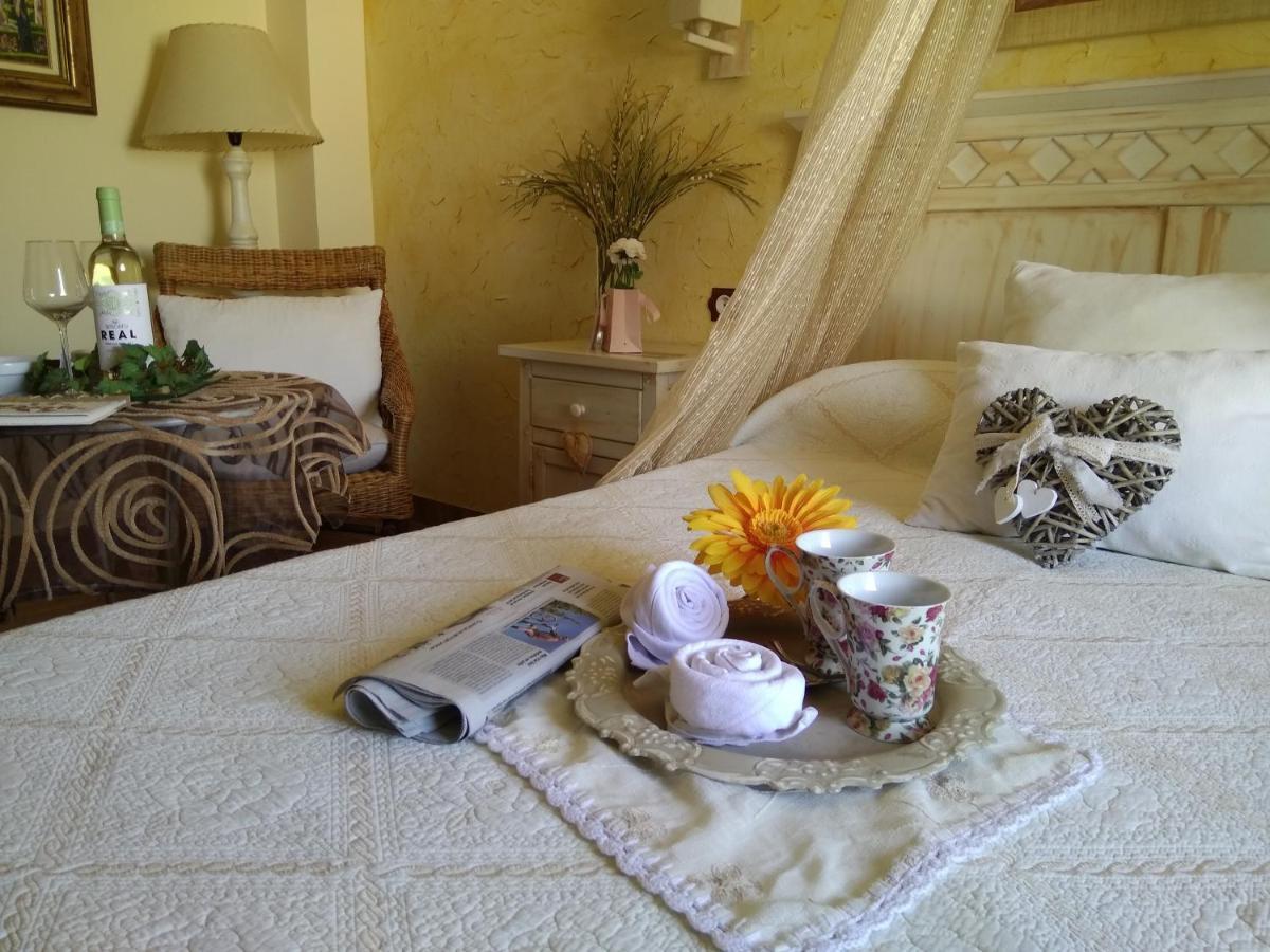 Laurel De La Reina Bed & Breakfast - Boutique La Zubia  Buitenkant foto